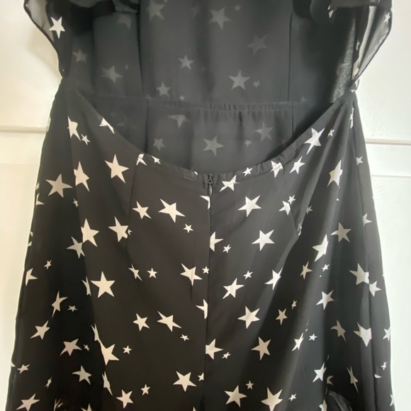 lioness open back star dress - Picture 6 of 7